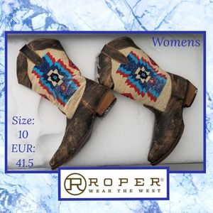 Showstopping Southwestern Beaded Aztec Cowgirl Boots